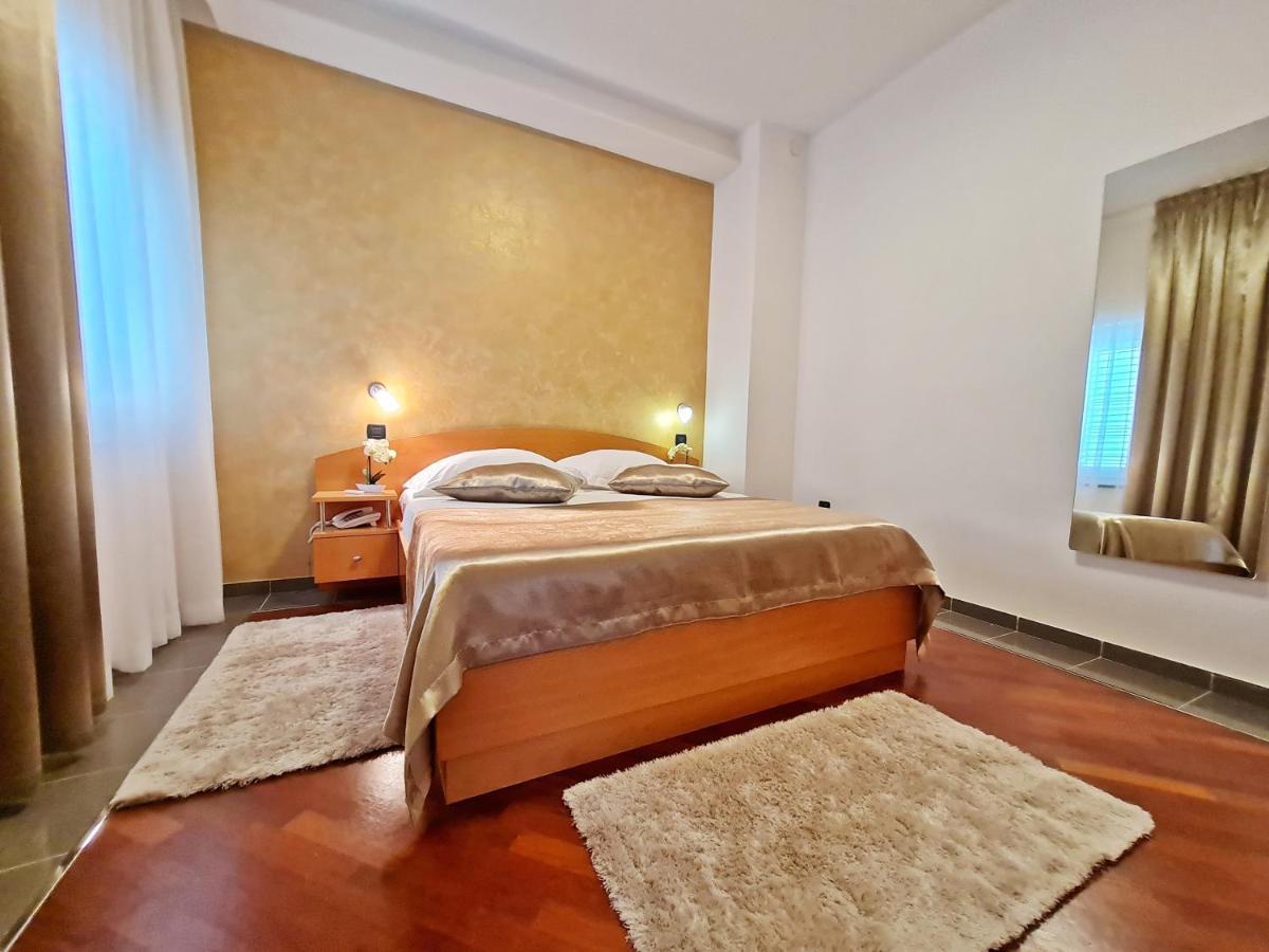 Hotel Sunce Podstrana Exterior foto