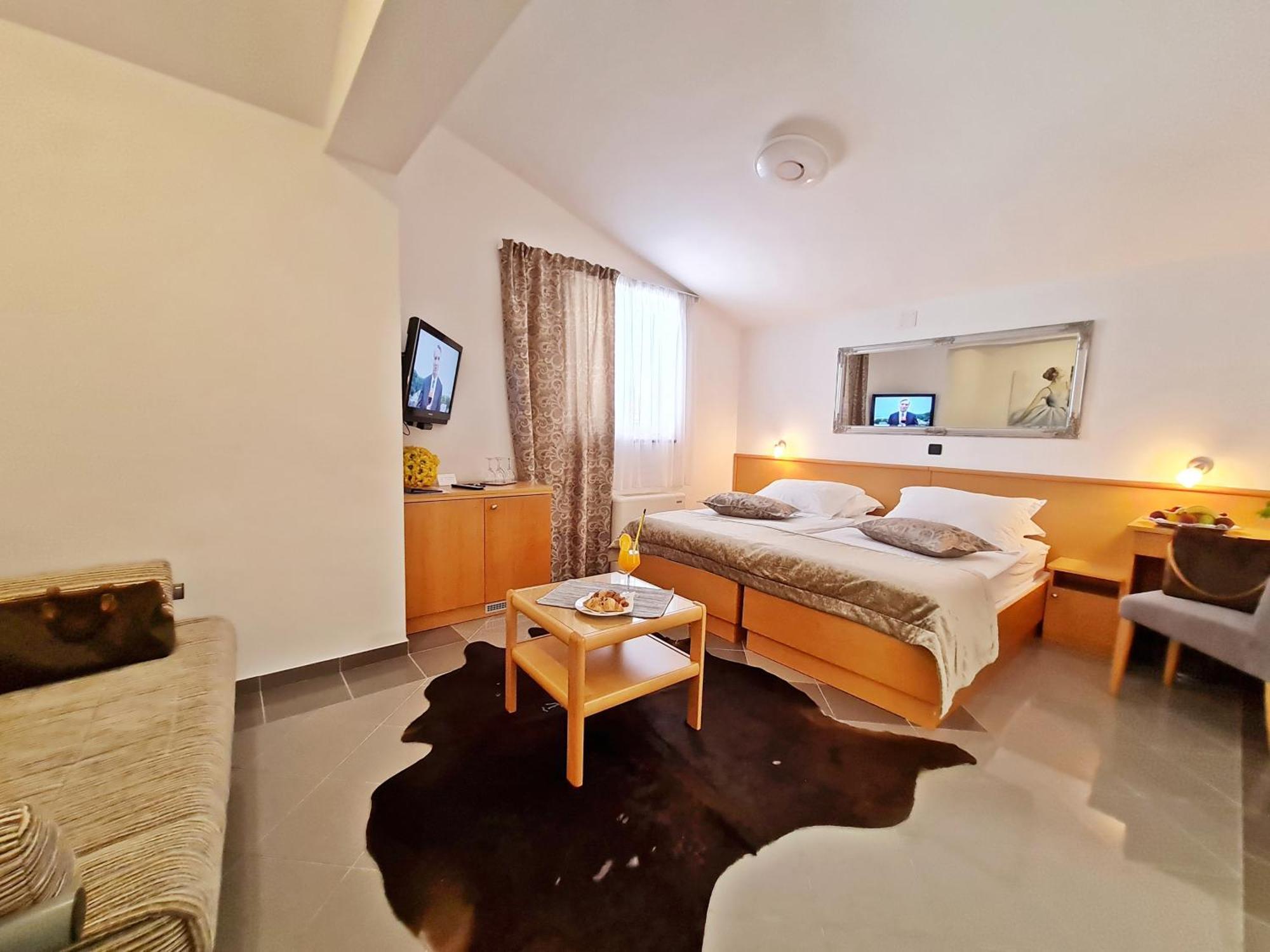 Hotel Sunce Podstrana Habitación foto
